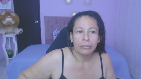 Snapshot of mature_martina_ chatting on 02-15-26, 07:51 Martina online show from 02-15-26, 07:51
