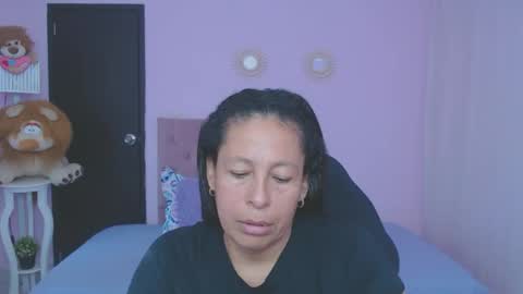 Snapshot of mature_martina_ chatting on 02-23-26, 07:22 Martina online show from 02-23-26, 07:22