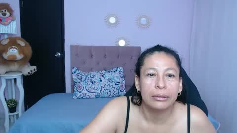 Snapshot of mature_martina_ chatting on 02-24-26, 07:28 Martina online show from 02-24-26, 07:28