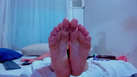 Snapshot of maturealicia chatting on 11-26-25, 07:31 Alicia STREAMING SCHEDULE 1400 - 2130 GMT-5 online show from 11-26-25, 07:31