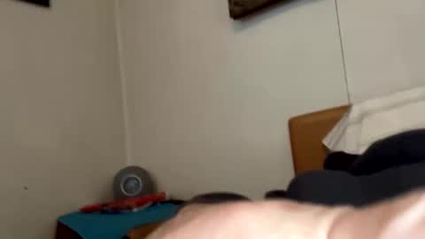 Snapshot of maturejerky chatting on 01-19-25, 07:04 maturejerky online show from 01-19-25, 07:04