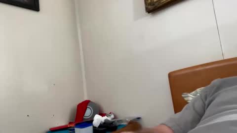 Snapshot of maturejerky chatting on 02-22-25, 07:36 maturejerky online show from 02-22-25, 07:36