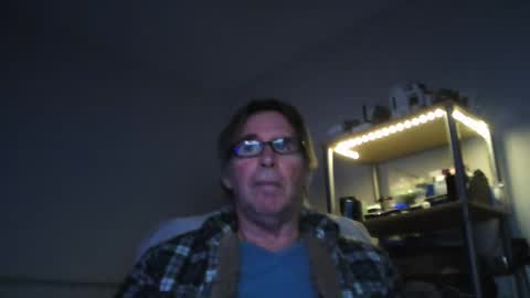 Snapshot of maturewisdom61 chatting on 12-28-24, 02:11 maturewisdom61 online show from 12-28-24, 02:11