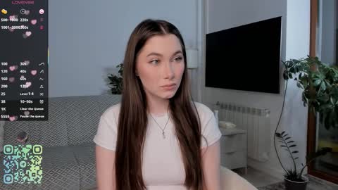 Lucy online show from 09-26-25, 03:05