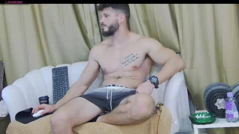 mauro_real_man online show from 10-24-25, 06:26