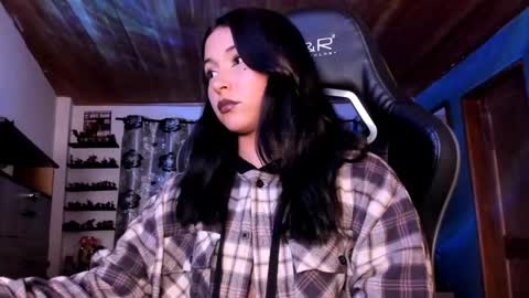 Hilary online show from 11-16-25, 10:48