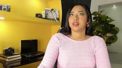 Mavy  online show from 03-11-25, 06:19