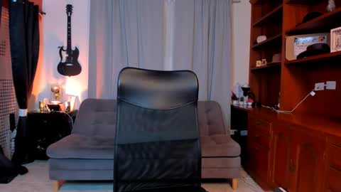 max D. online show from 01-29-25, 02:09