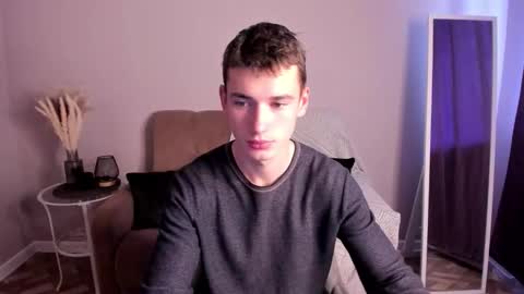 Max online show from 09-24-25, 05:55