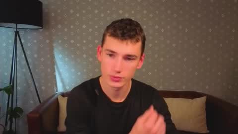 Max online show from 09-30-25, 04:50