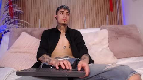 Max online show from 02-18-26, 12:56