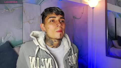 Max online show from 04-17-26, 03:53