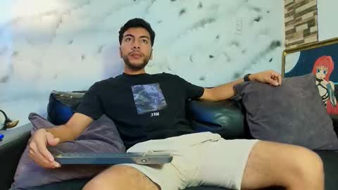 Snapshot of max_hornye chatting on 02-05-26, 07:18 Max Hornye online show from 02-05-26, 07:18