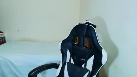 max_love25 online show from 11-16-25, 06:57