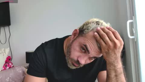 max_love25 online show from 01-05-26, 08:23