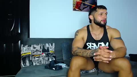 Maximo Mayer online show from 02-18-25, 05:20