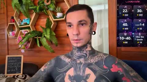    online show from 01-04-25, 01:42