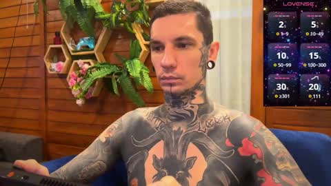    online show from 01-12-25, 02:03