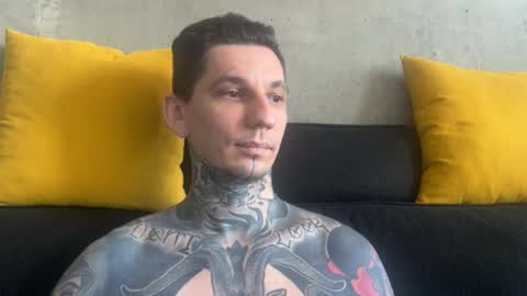    online show from 12-18-25, 05:57