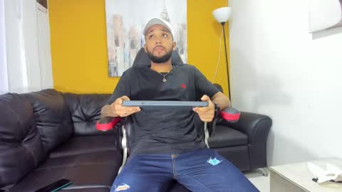 max_sexyhot26 online show from 01-04-25, 02:56