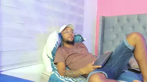 max_sexyhot26 online show from 02-05-25, 05:52