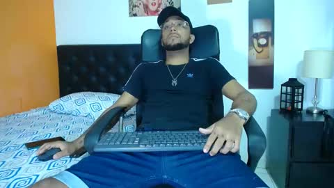 max_sexyhot26 online show from 02-21-25, 03:01