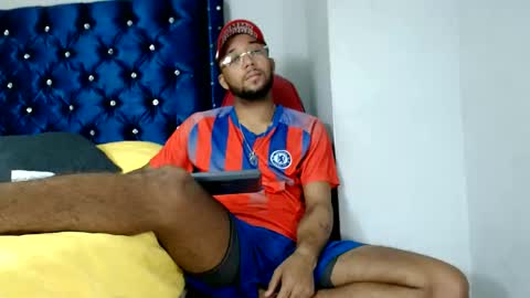 max_sexyhot26 online show from 02-26-25, 02:59