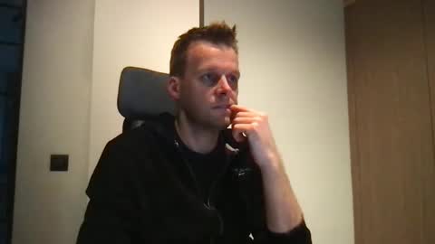 Max take off clothes online show from 12-06-24, 07:43