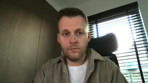 Max take off clothes online show from 03-03-25, 06:48