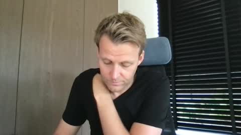 Max take off clothes online show from 09-11-25, 07:41