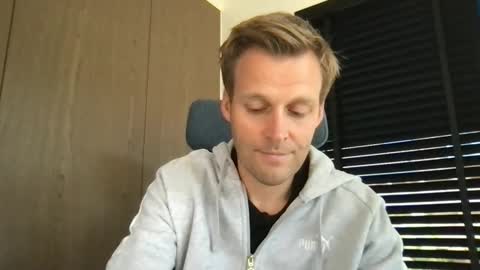 Max take off clothes online show from 09-22-25, 07:21