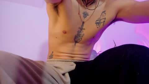 Max online show from 11-21-25, 12:48