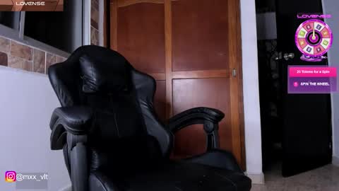 max_valiant1 online show from 11-28-25, 05:54