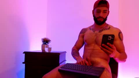 max_xl_ online show from 02-20-25, 11:43