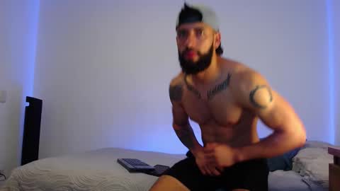 max_xl_ online show from 10-02-25, 03:08