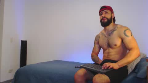 max_xl_ online show from 12-15-25, 02:43