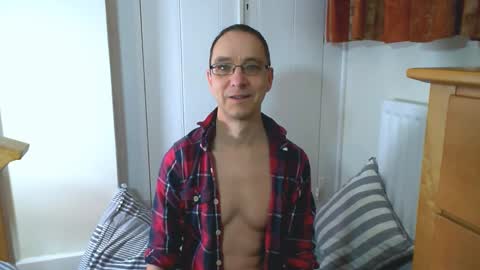 Max Davies online show from 02-16-26, 10:33