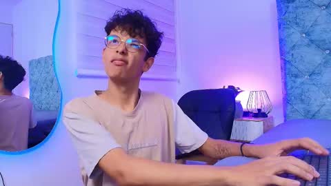 M A X F R O S T   online show from 01-17-26, 07:39