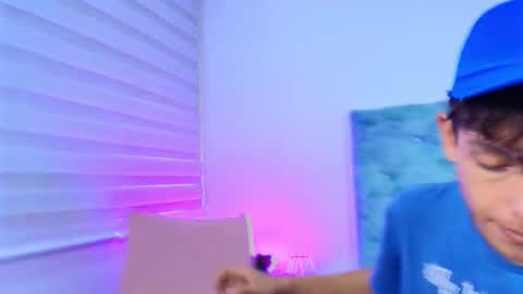 M A X F R O S T   online show from 02-05-26, 07:40