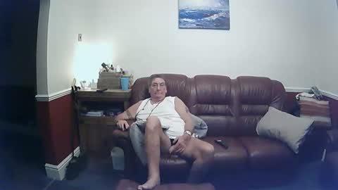 MAX online show from 12-13-24, 08:04