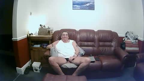MAX online show from 12-15-24, 09:20