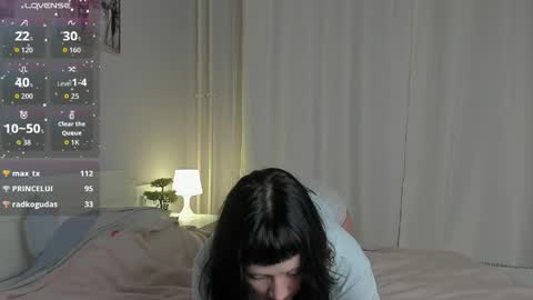 Maxi online show from 04-28-26, 10:26