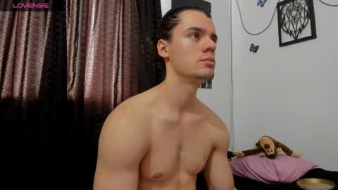 Snapshot of maxi_styles chatting on 12-10-24, 07:22 Alex online show from 12-10-24, 07:22