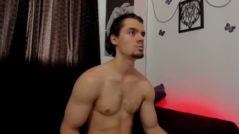 Snapshot of maxi_styles chatting on 01-20-25, 08:07 Alex online show from 01-20-25, 08:07