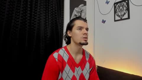 Snapshot of maxi_styles chatting on 02-24-25, 01:57 Alex online show from 02-24-25, 01:57