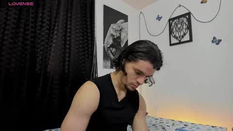 Snapshot of maxi_styles chatting on 03-11-25, 09:26 Alex online show from 03-11-25, 09:26