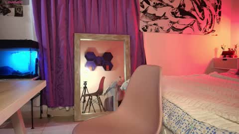 Max online show from 02-08-26, 03:32