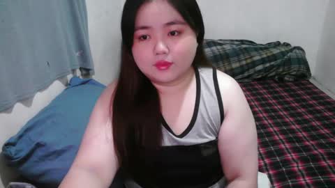Snapshot of maxie_cat chatting on 02-01-25, 11:43 Maxie online show from 02-01-25, 11:43