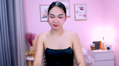 maxie greyson online show from 02-24-25, 12:30