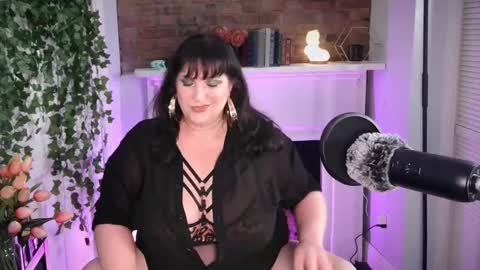 Snapshot of maximarilith chatting on 09-28-25, 05:07 Maxi Marilith online show from 09-28-25, 05:07